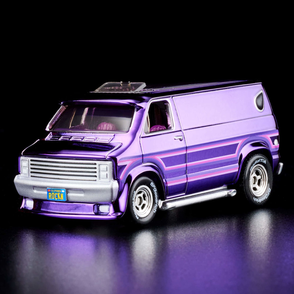 Hot Wheels RLC Exclusive '70s Dodge Tradesman Van